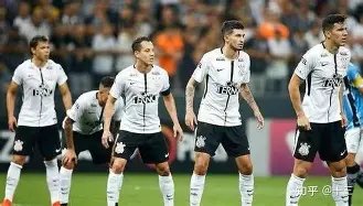 阿联遭误判,吹罚,轻笑回应后,金宝博188bet体育官网,APP下载,注册领彩金,官方网站,网站入口